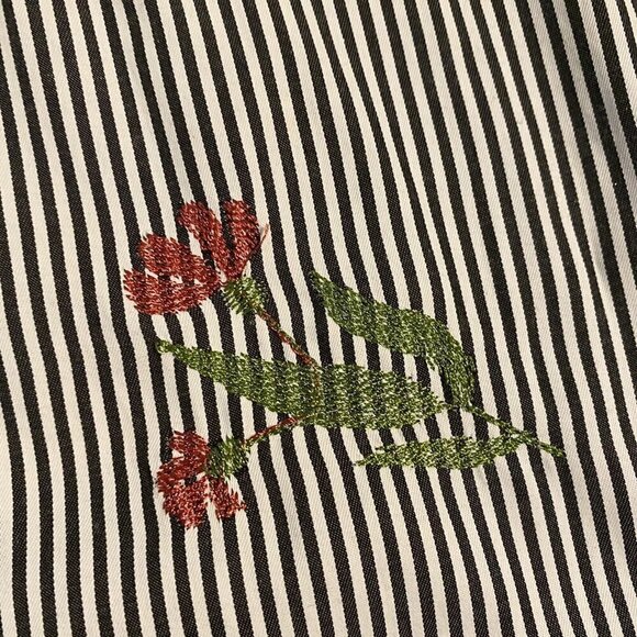 Le Lis Size Medium Striped Off Shoulder Ruffle Sleeve Embroidered Mini Dress - Picture 6 of 9